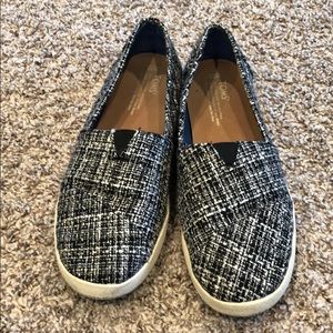 Toms Avalon Women’s size 11
